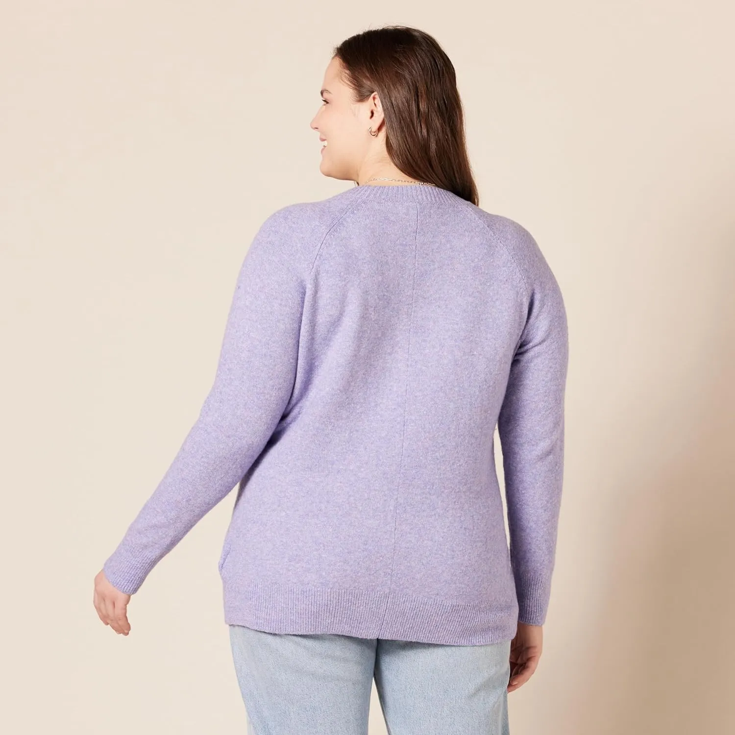Amazon Essentials Women's Classic-Fit Soft Touch Long-Sleeve Crewneck Sweater