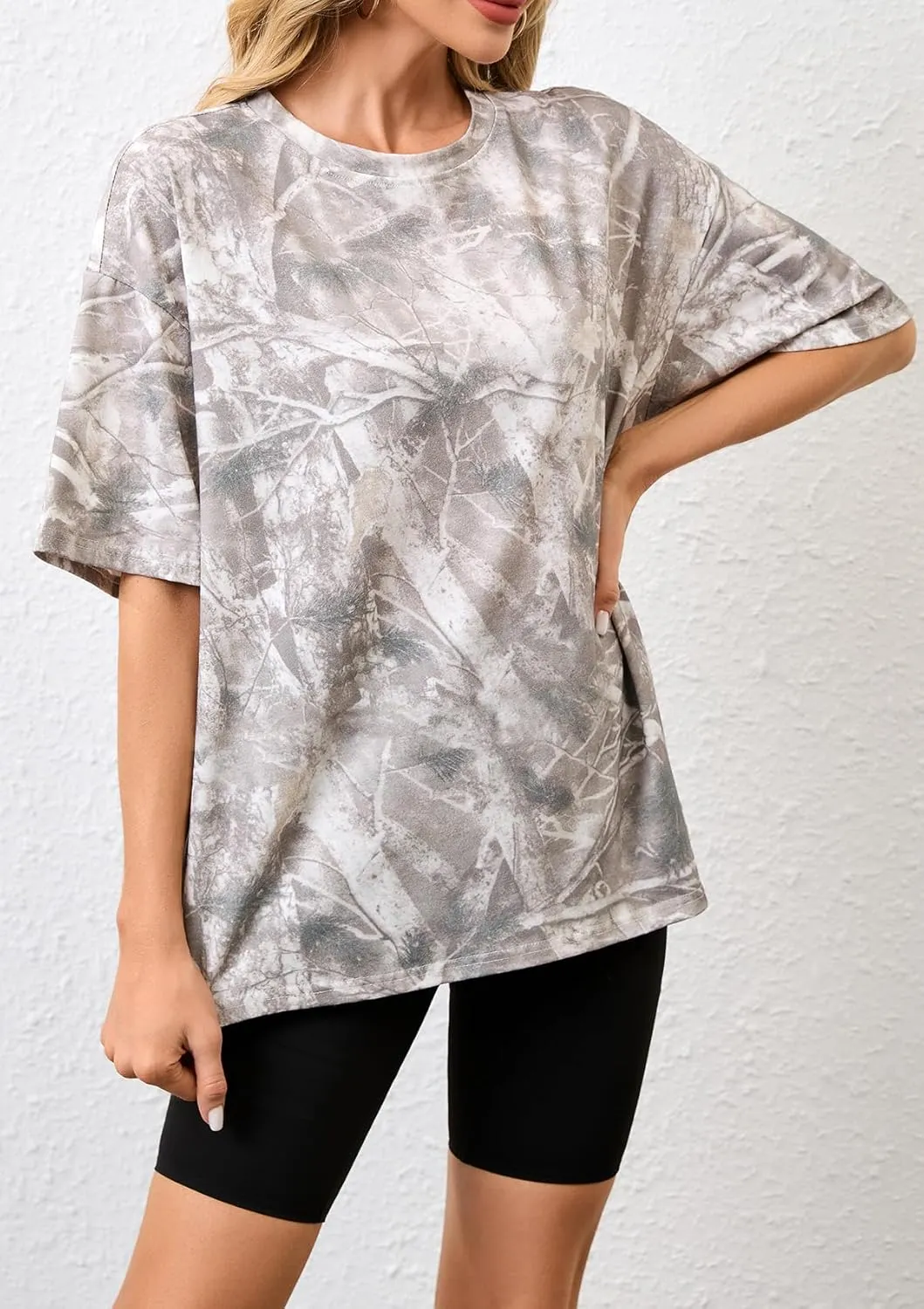 Camo Print Oversized T Shirts for Women Short Sleeve Graphic Print Crew Neck Baggy Shirts Cute Tunic Tee Tops