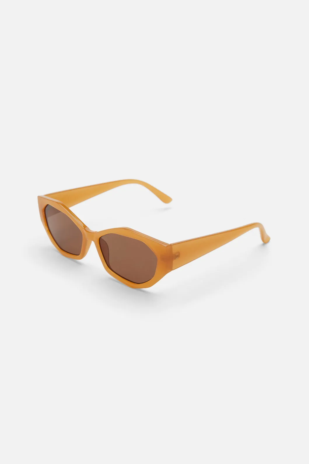 Edgy Cats Eye Sunglasses