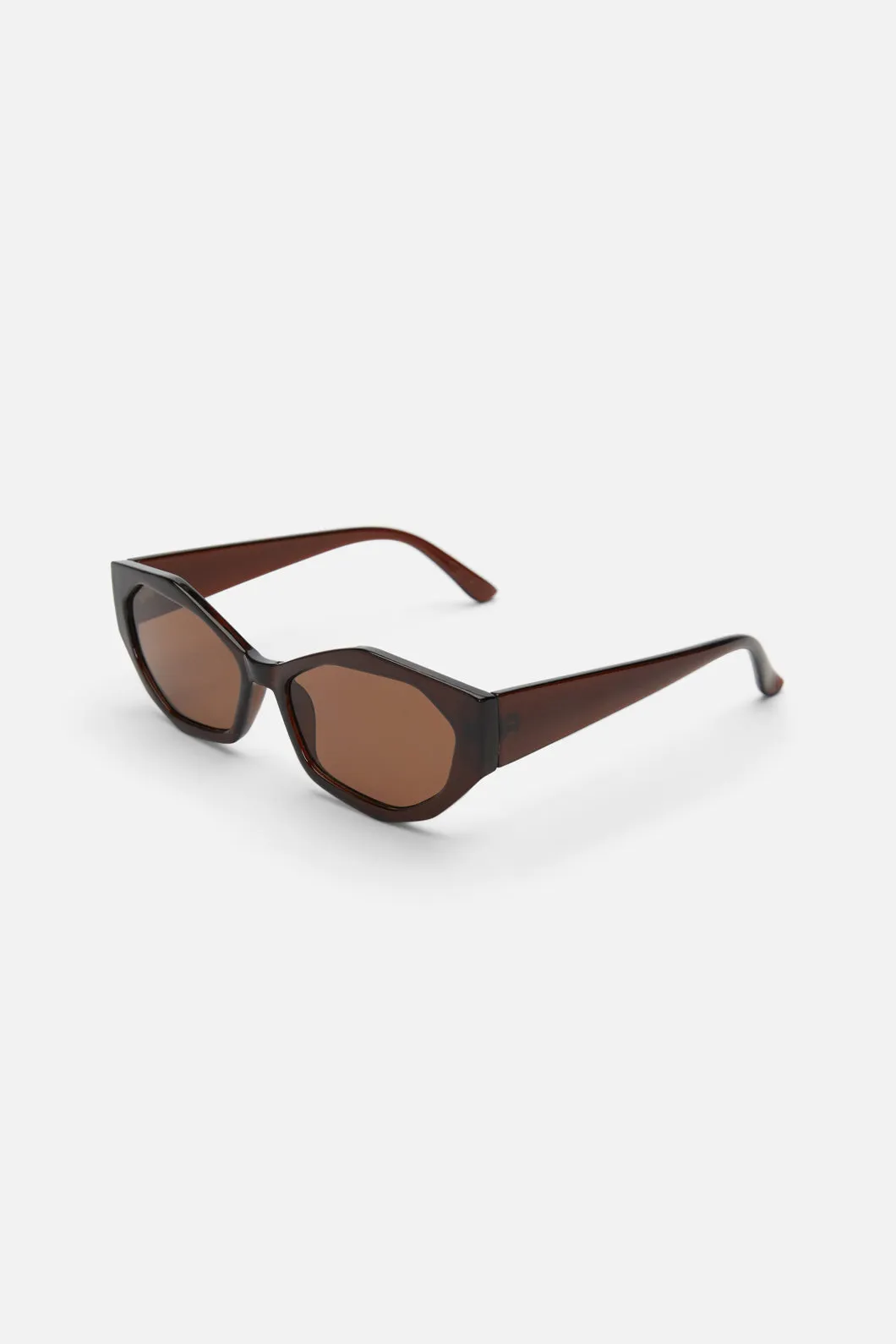 Edgy Cats Eye Sunglasses