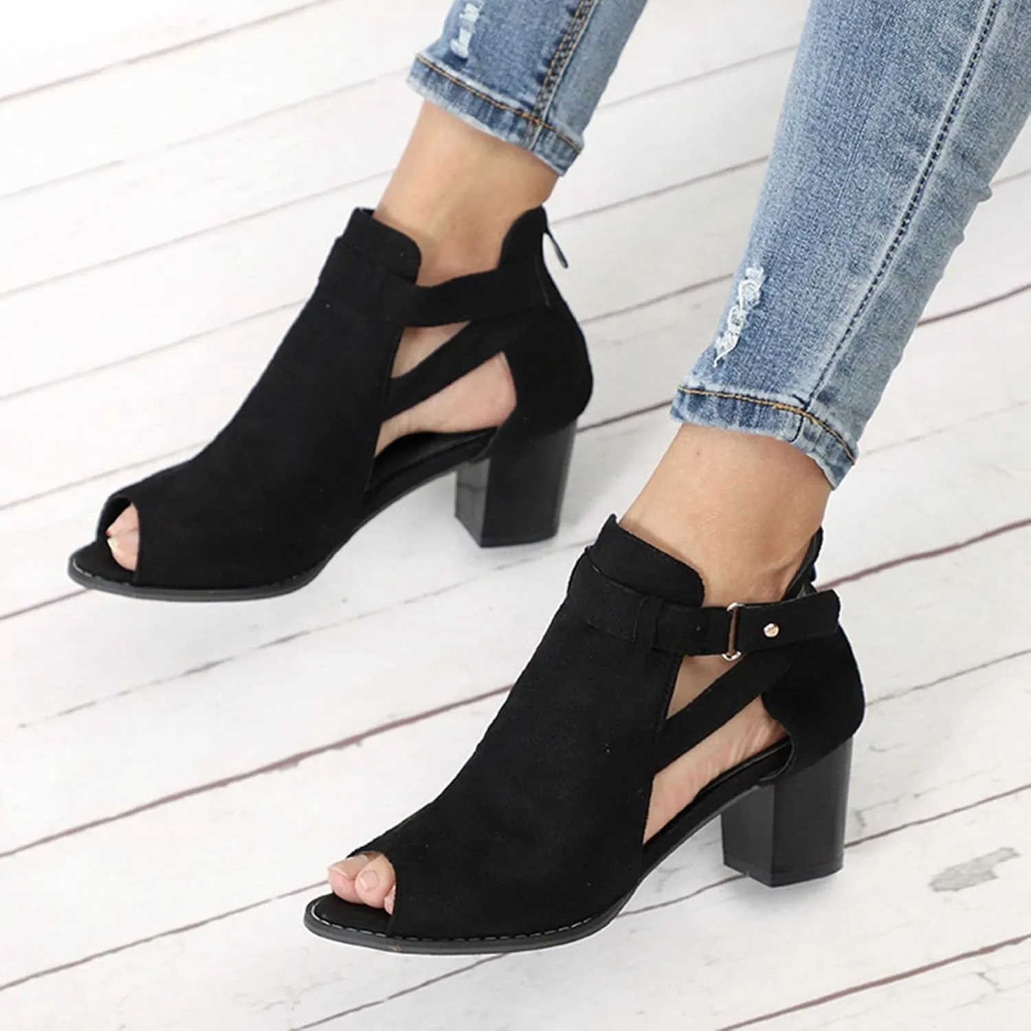 Eduavar Sandals for Women Dressy Summer, Leather Sandals for Women Breathable Cutout Open Toe Sandals with Buckle Strap