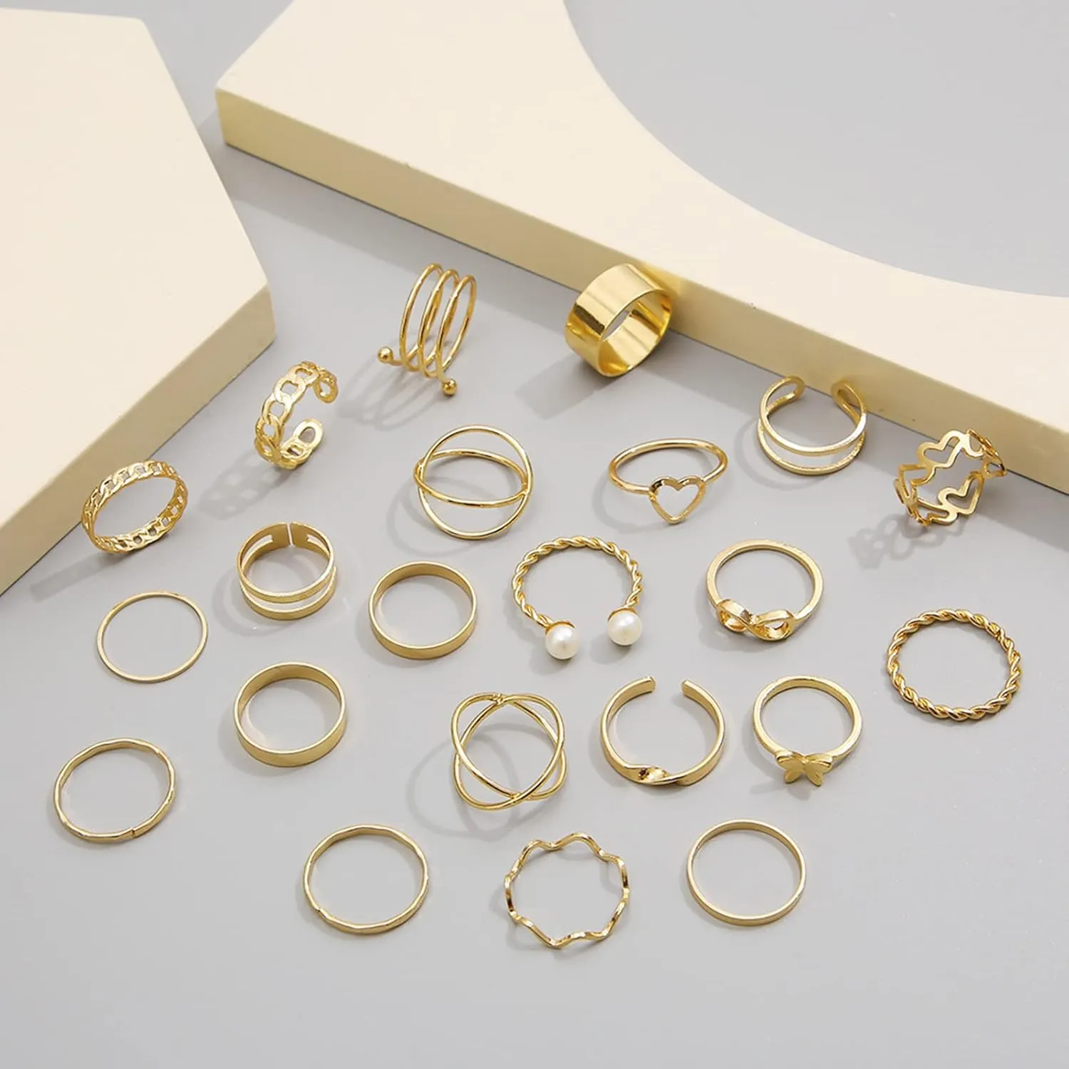 Gold Stackable Rings for Women Teen Girl Gifts Trendy Stuff Simple Star Moon Heart Knuckle Ring Set Boho Cute Stuff Gold Ring Pack Jewelry Birthday Gifts