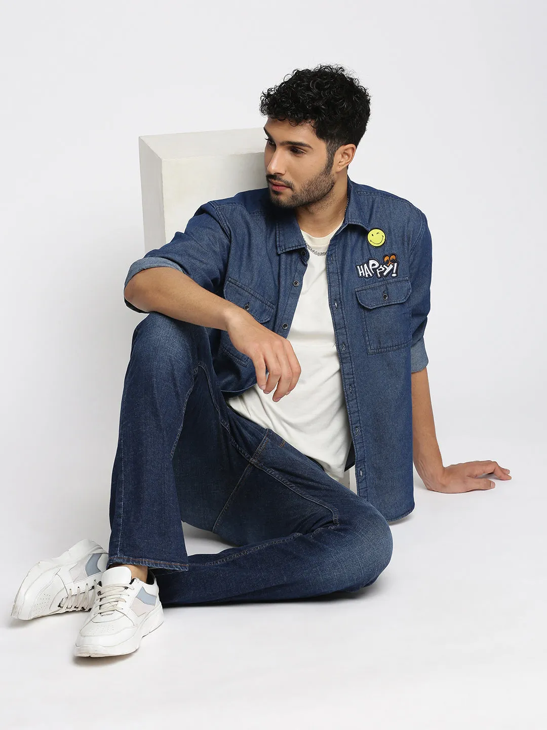 Men Navy Blue Comfort Spread Collar Denim Oversized Casual Shirt