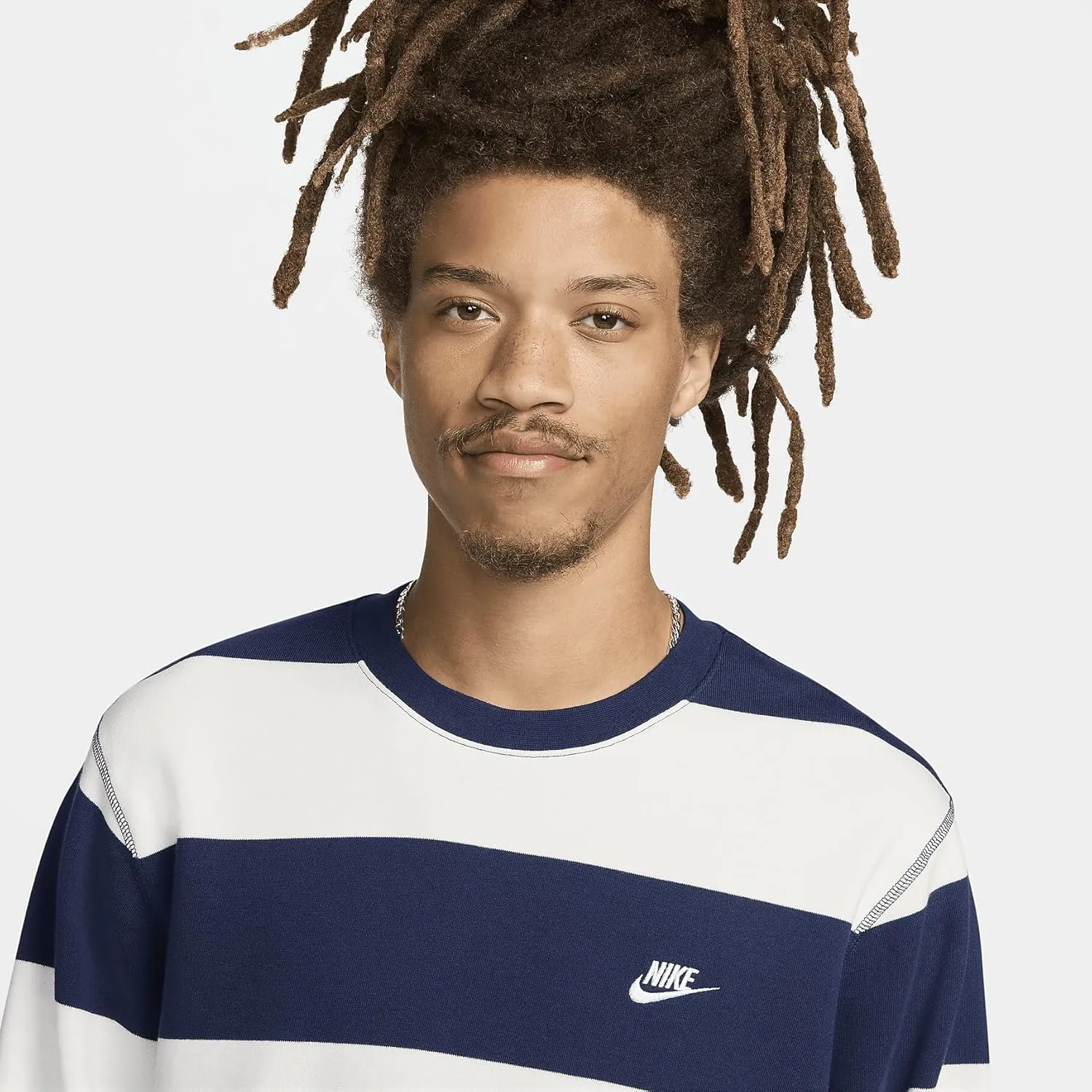Nike Club Fleece Men's Striped Heavyweight French Terry Crew (FN3106-410, Midnight Navy/Sail/White)
