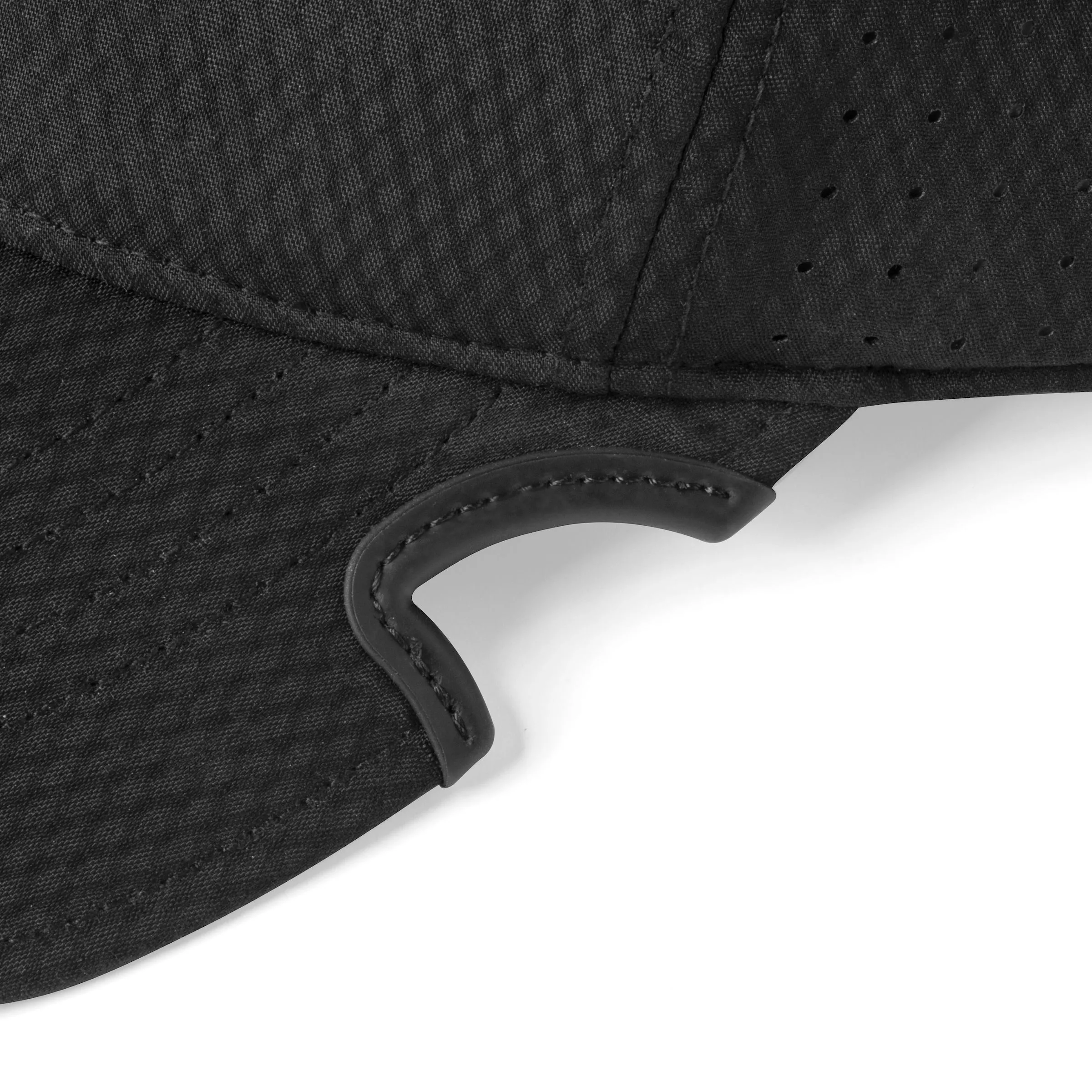 Notch Classic Adjustable Athlete Runner Black