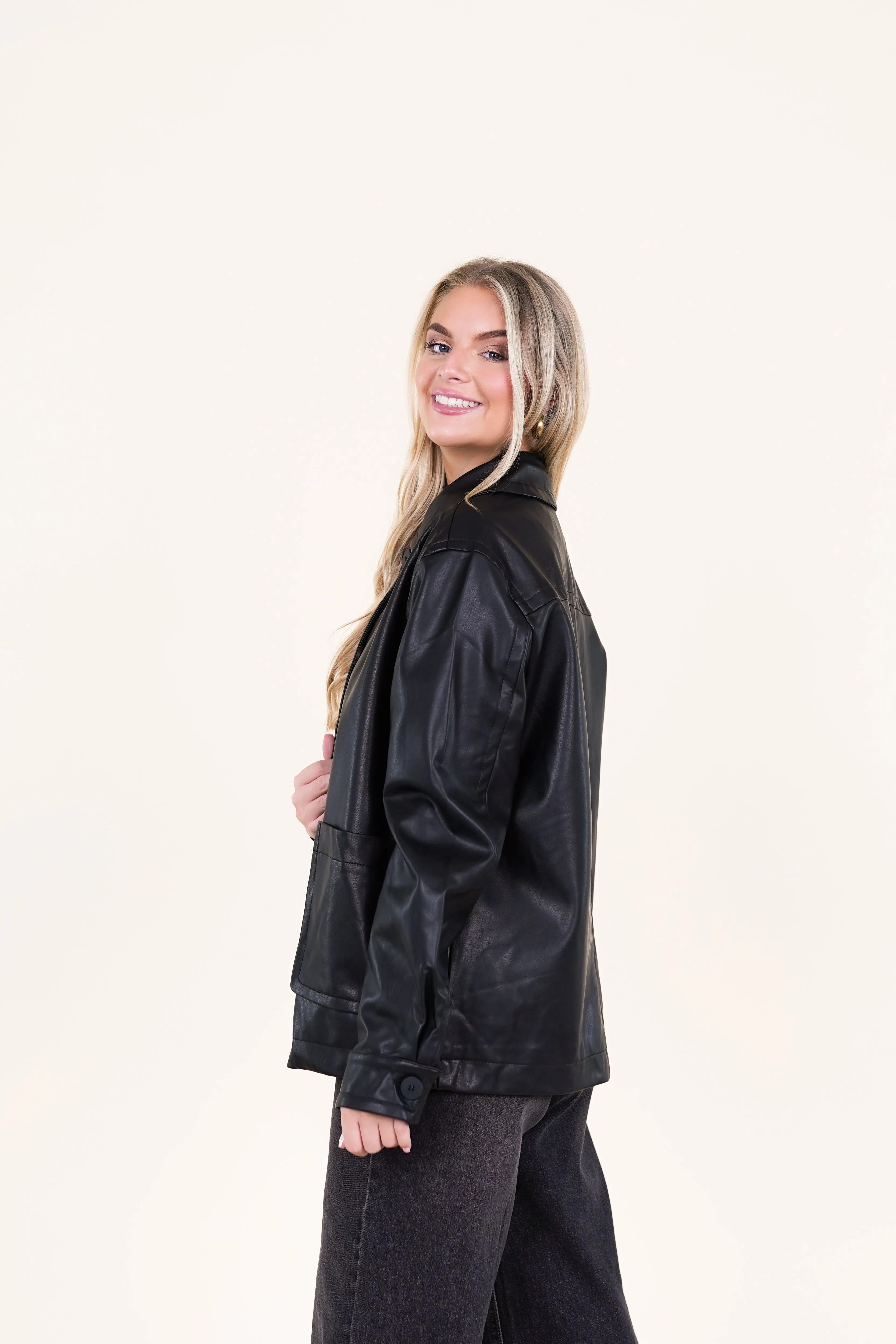 Oversized leatherlook jacket zwart - Faya
