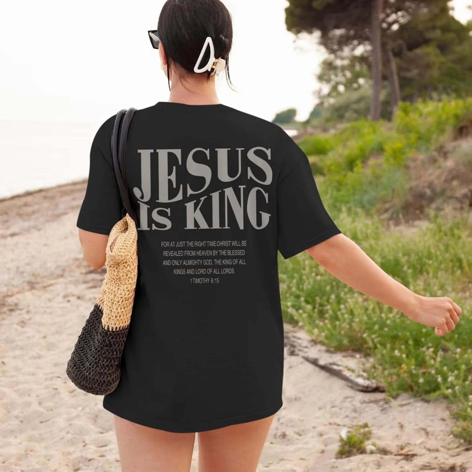 Oversized Tshirts for Women Christian Jesus is King Shirt Faith Religious Sayings Tees Loose Casual Bible Verse Tops