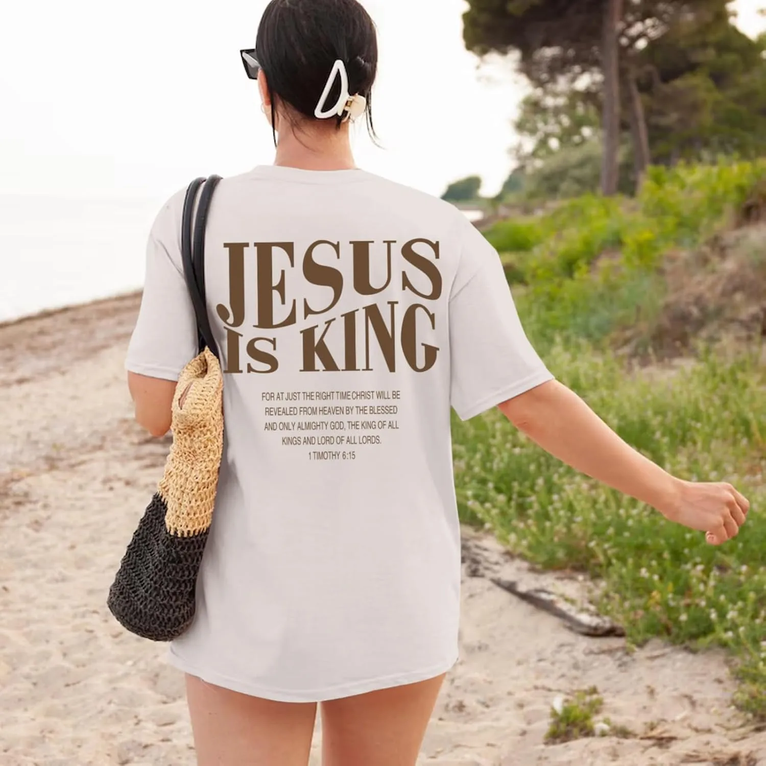 Oversized Tshirts for Women Christian Jesus is King Shirt Faith Religious Sayings Tees Loose Casual Bible Verse Tops