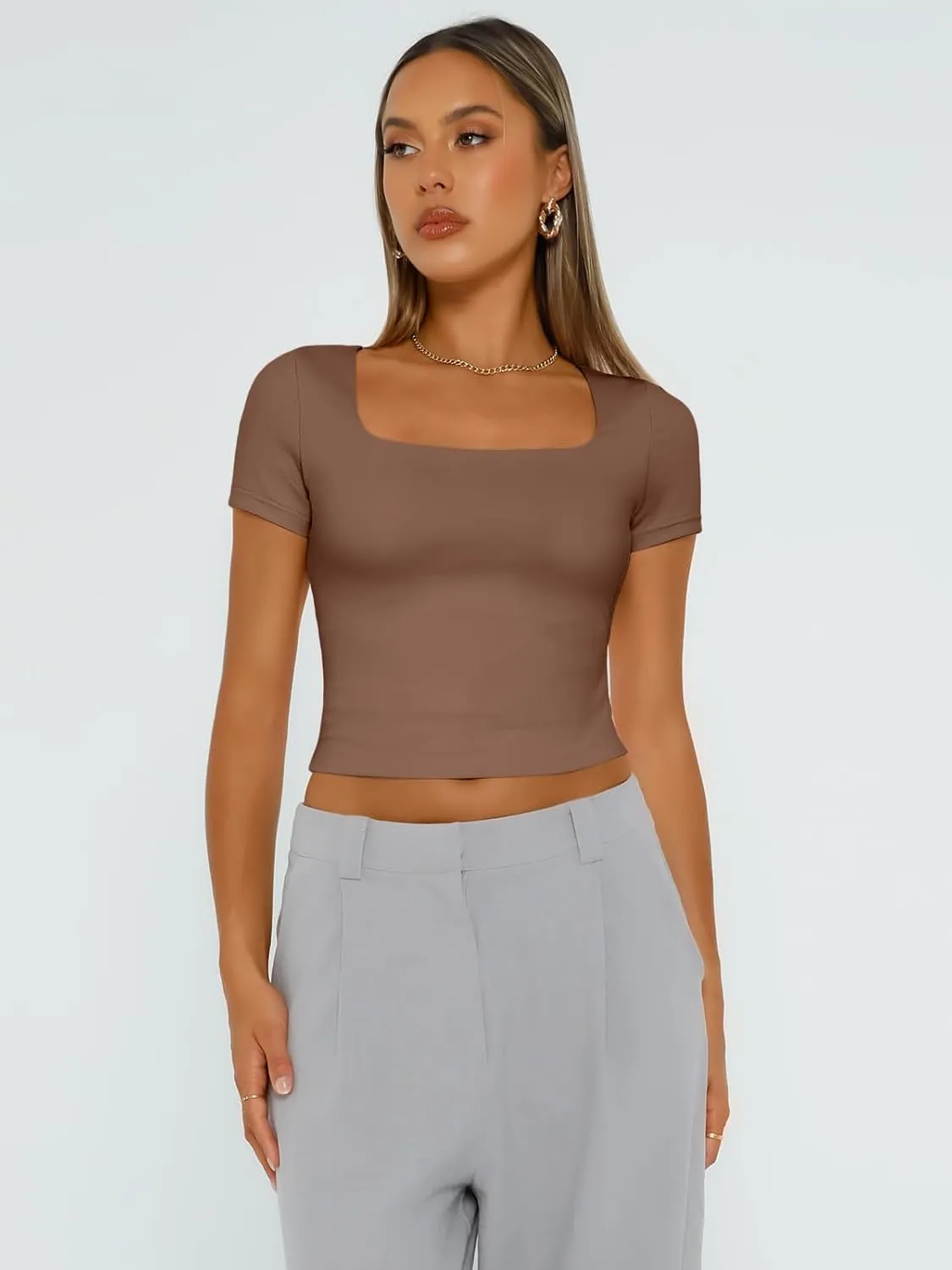 Trendy Queen Tshirts Shirts for Women Double Lined Going Out Crop Tops 2025 Spring Summer Workout Y2k Clothes Beach Fashion