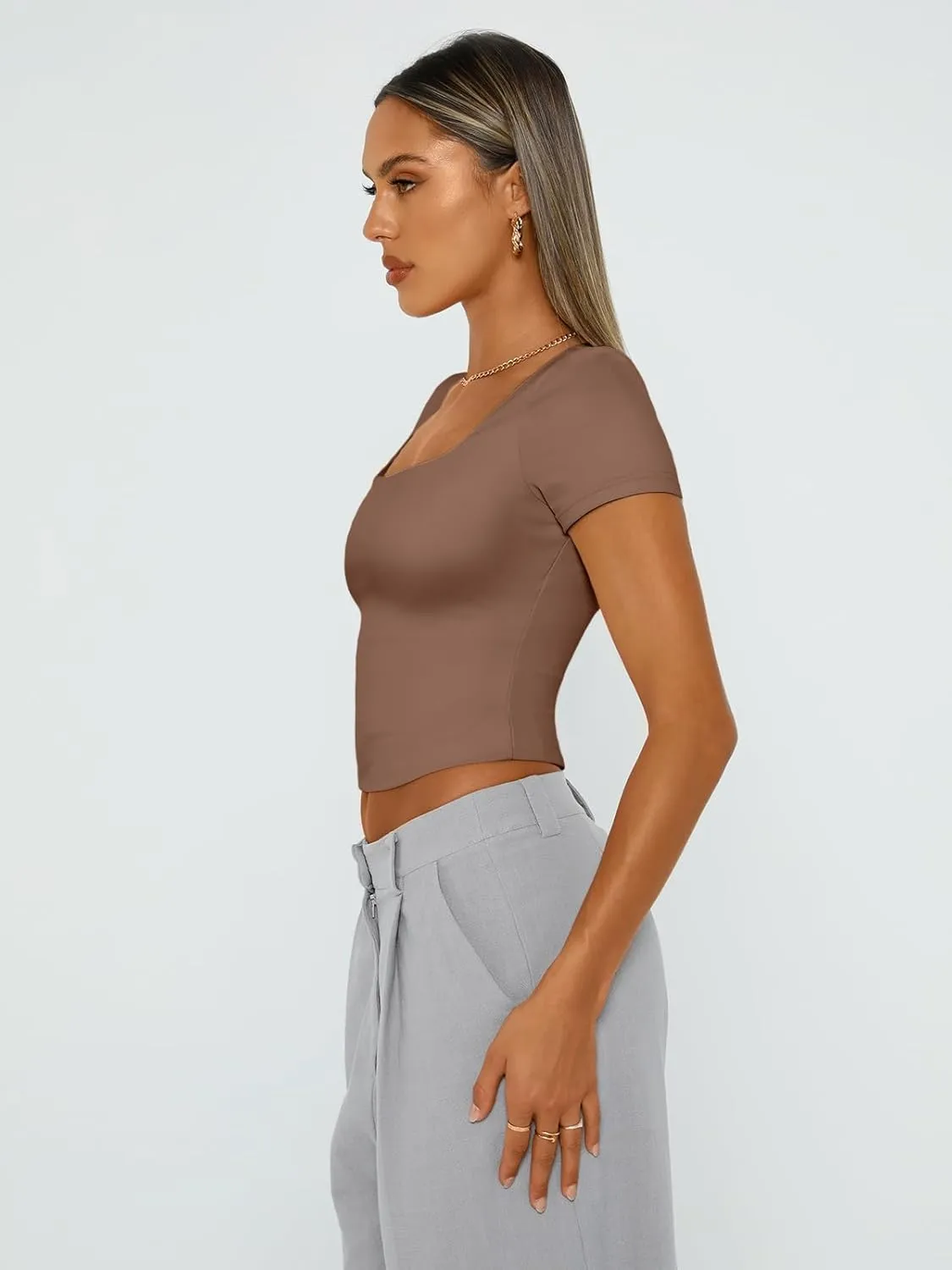 Trendy Queen Tshirts Shirts for Women Double Lined Going Out Crop Tops 2025 Spring Summer Workout Y2k Clothes Beach Fashion