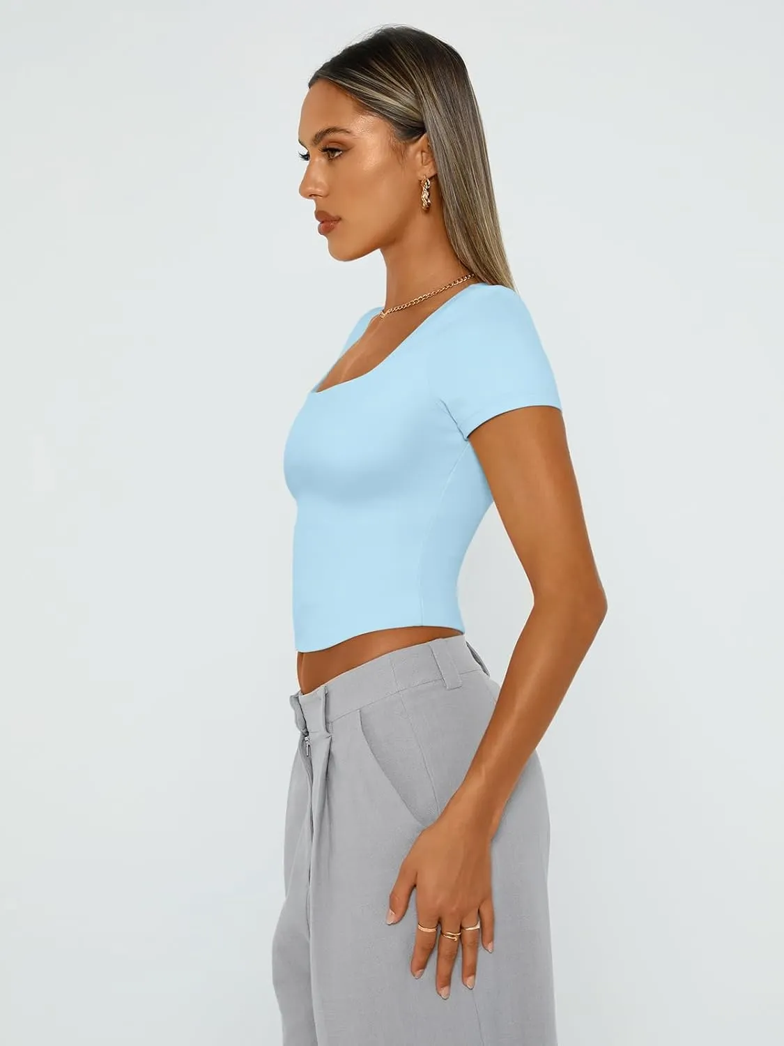 Trendy Queen Tshirts Shirts for Women Double Lined Going Out Crop Tops 2025 Spring Summer Workout Y2k Clothes Beach Fashion