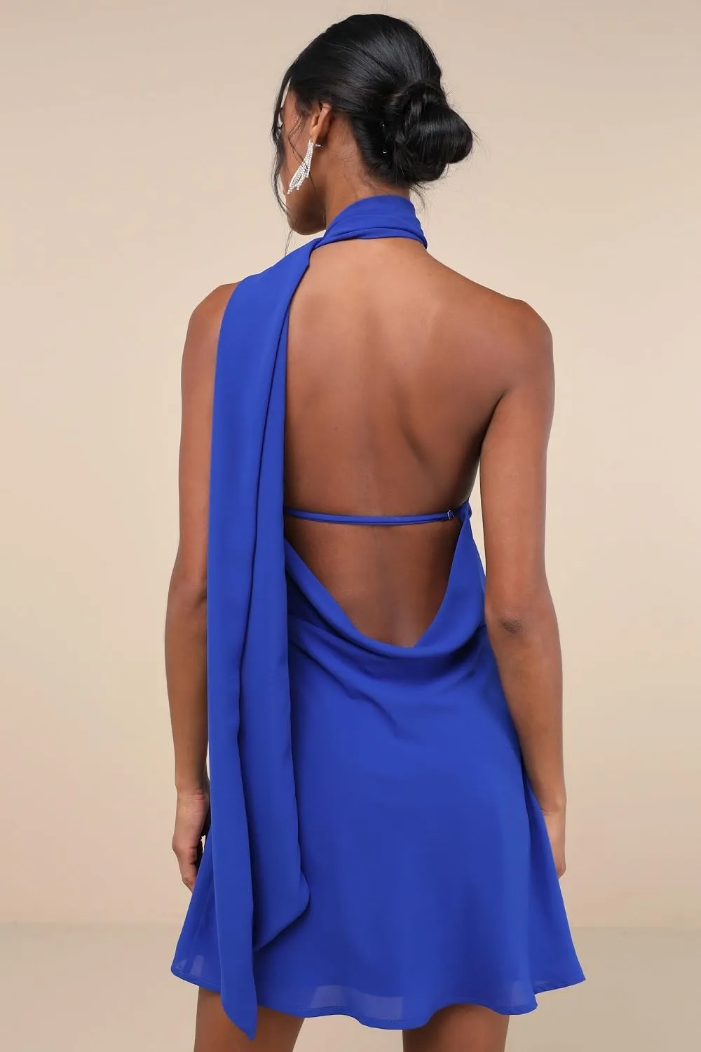Women Halter Neck Mini Bodycon Dress with Scarf Sexy Backless Silk Satin Short Dress Club Party Dresses