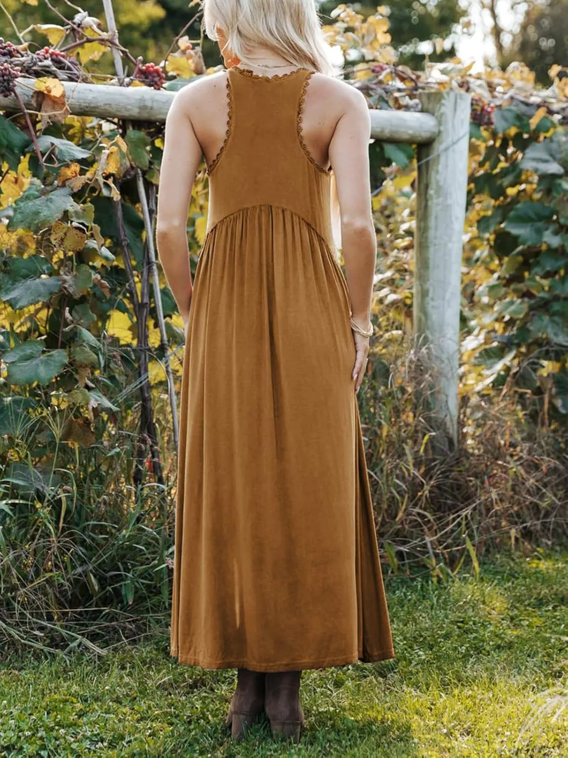 Women's Maxi Dress Summer Sleeveless Crewneck Swing Sundress Casual Loose Long Dresses with Pockets
